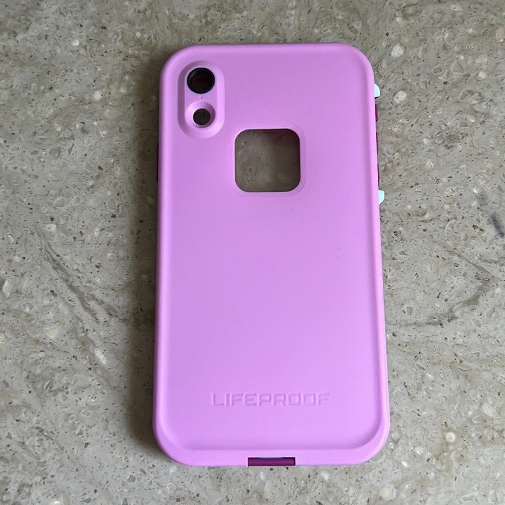 iPhone XR LifeProof Phone Case